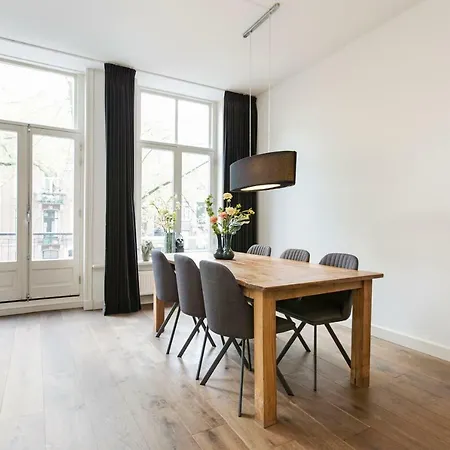 Διαμέρισμα Sarphati C *